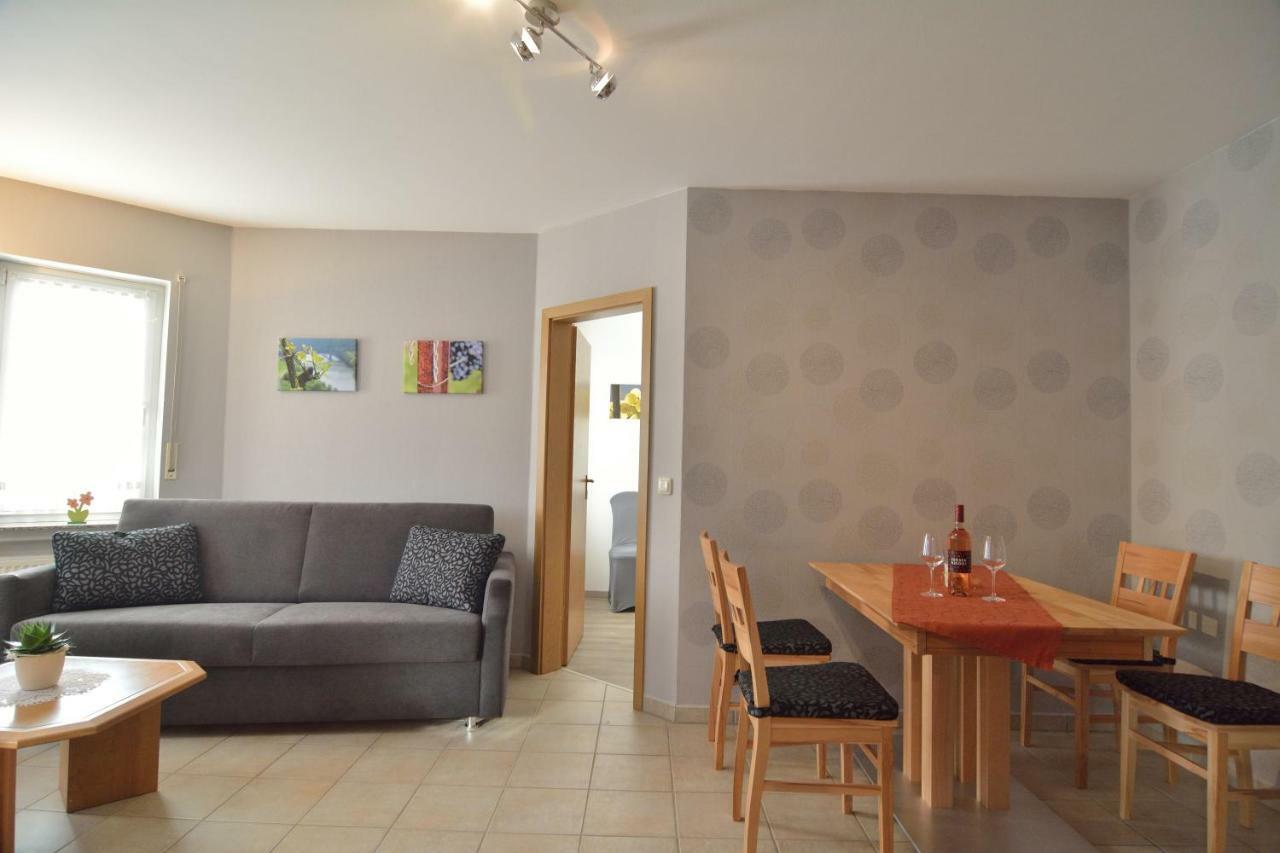 Ferienwohnung Weingarten Klotten Exterior photo